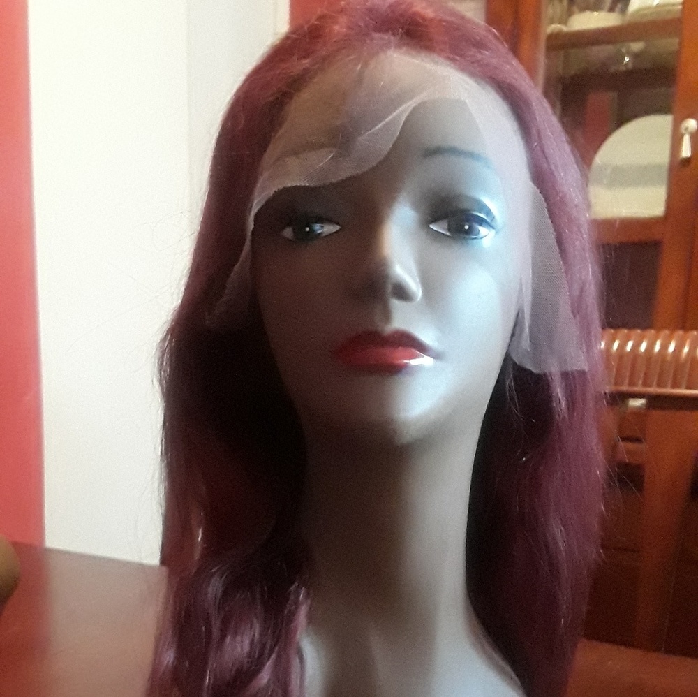 100 % virgin hair wig 16 inches full lace. Burgund